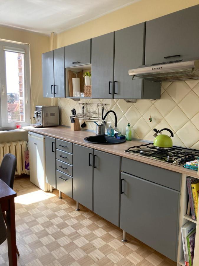 Lokum Seminaryjska Apartament Z Darmowym Parkingiem เคียลเซ ภายนอก รูปภาพ
