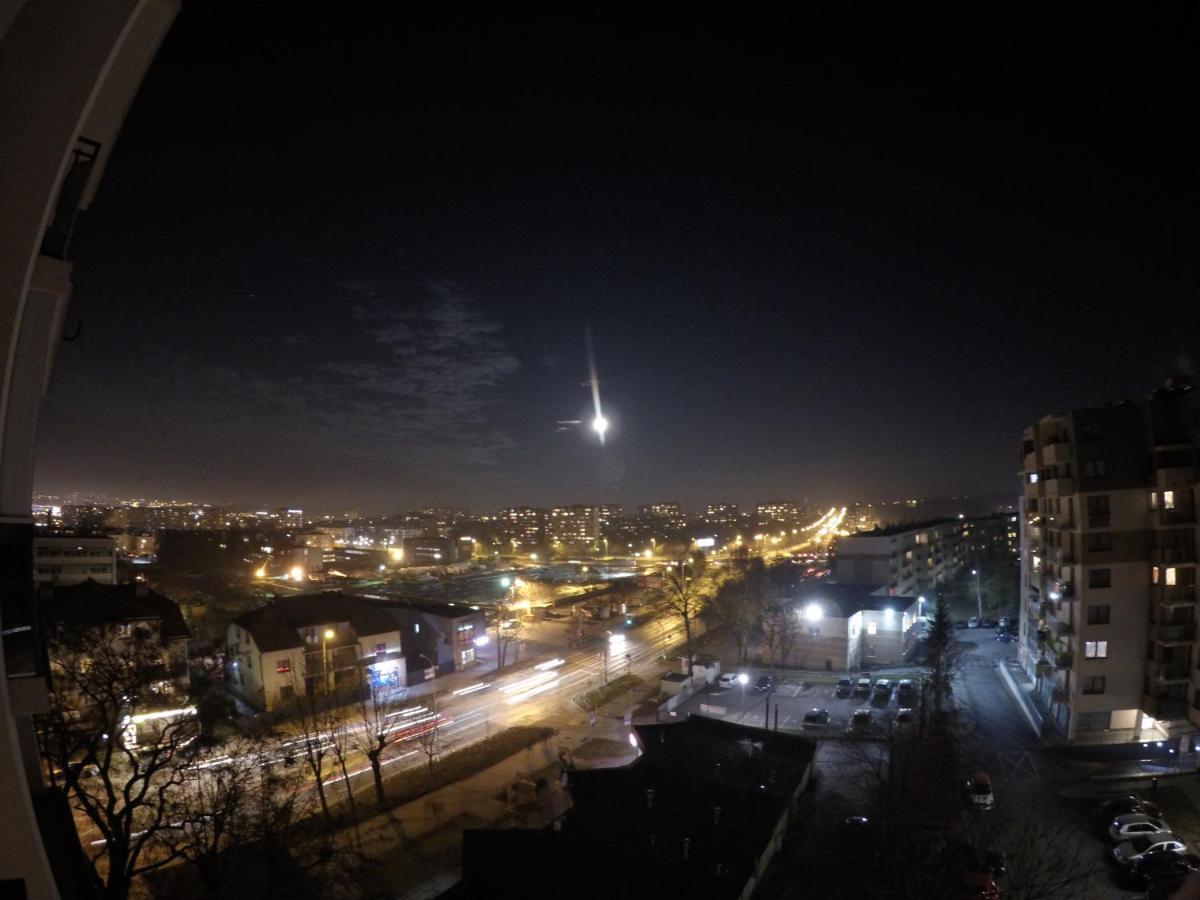 Lokum Seminaryjska Apartament Z Darmowym Parkingiem เคียลเซ ภายนอก รูปภาพ